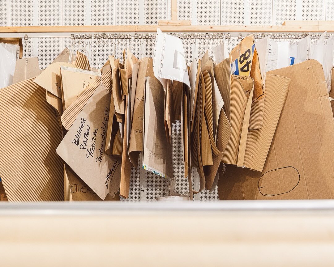 Lo que un establecimiento recibe al final no es solo un producto. Recibe horas de análisis, preparación y trabajo bien dirigido.Una calidad que se diseña desde el primer paso, que se sostiene en la experiencia del equipo y que se refleja en cada entrega.Nuestro estánda es hacer las cosas con método, con oficio y con responsabilidad.#GrupoToledo #Hospitality #DiseñodeInteriores #Textiles #InteriorismoHotelero