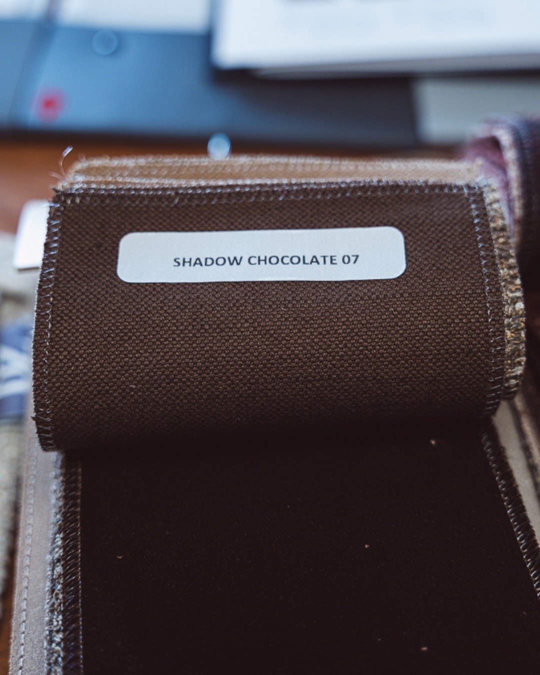 Cada espacio empieza con una buena elección. En nuestro servicio de diseño de interiores, seleccionamos tejidos, texturas y acabados que aportan estilo, equilibrio y personalidad, para crear ambientes pensados al detalle y hechos para disfrutarse. Porque un buen diseño se nota en cada material.#GrupoToledo #Hospitality #DiseñodeInteriores #Textiles #InteriorismoHotelero